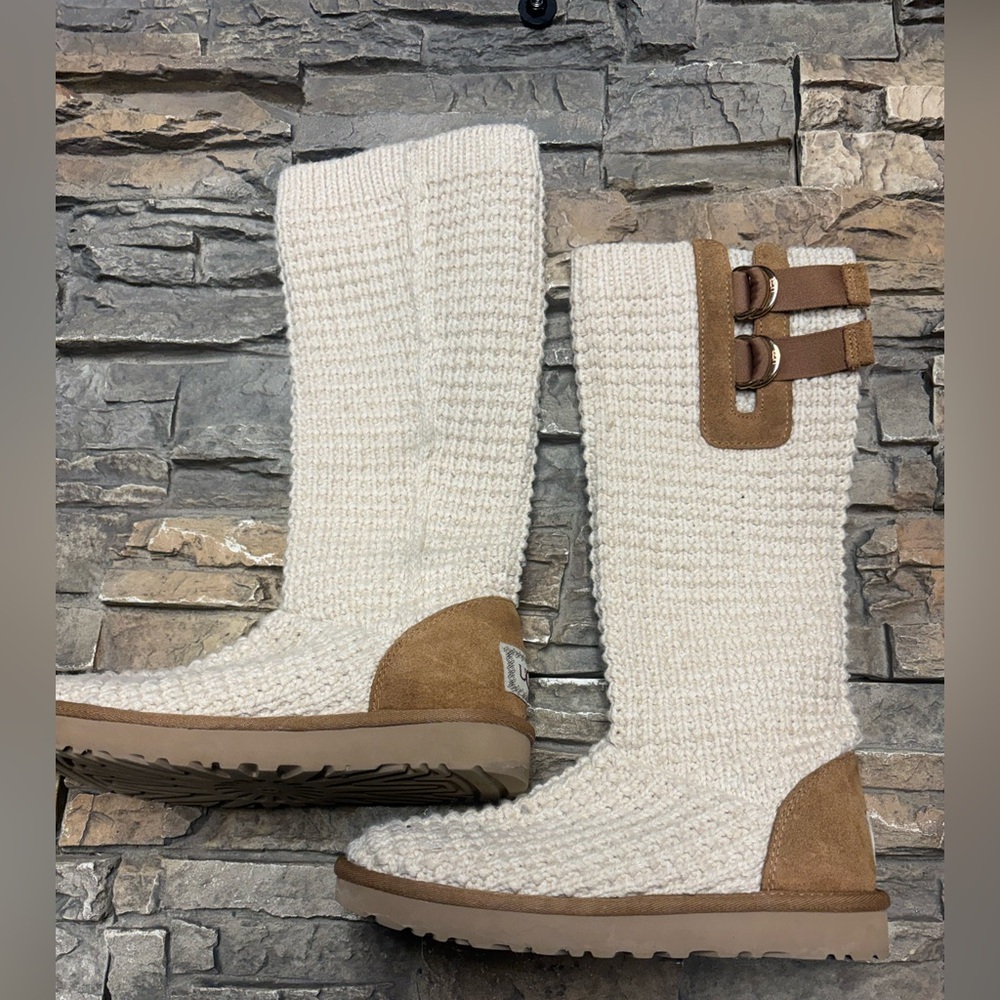 UGG Classic Solene Tall Cardy Knit Boot Tan Size 8 Sweater Knit Warm Cozy Clean!